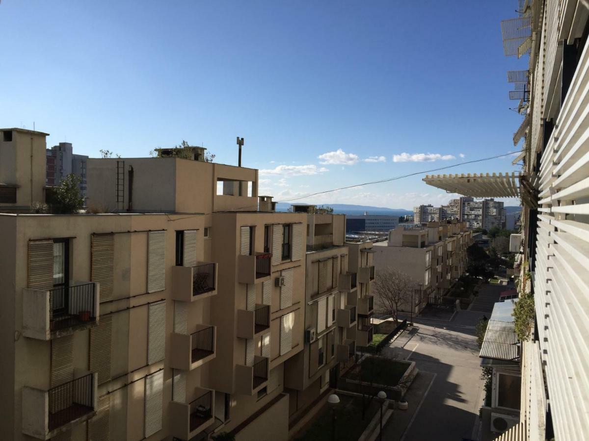 Apartment Trstenik Split Exterior foto