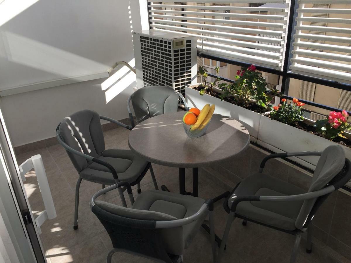 Apartment Trstenik Split Exterior foto